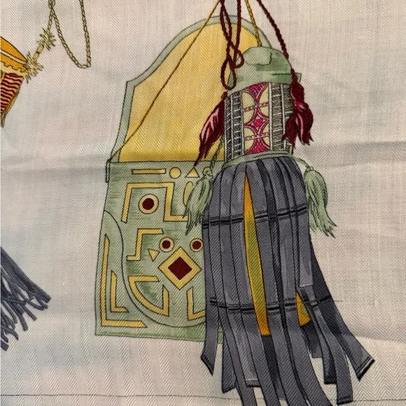 Hermes cashmere Scarf in Green and Blue - Picture 5 of 10